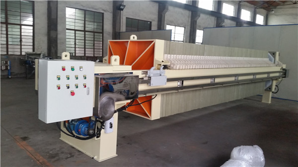 1250型200平方全自動(dòng)壓濾機(jī)